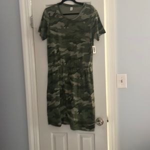 Old Navy XL Camouflage above the knee dress .